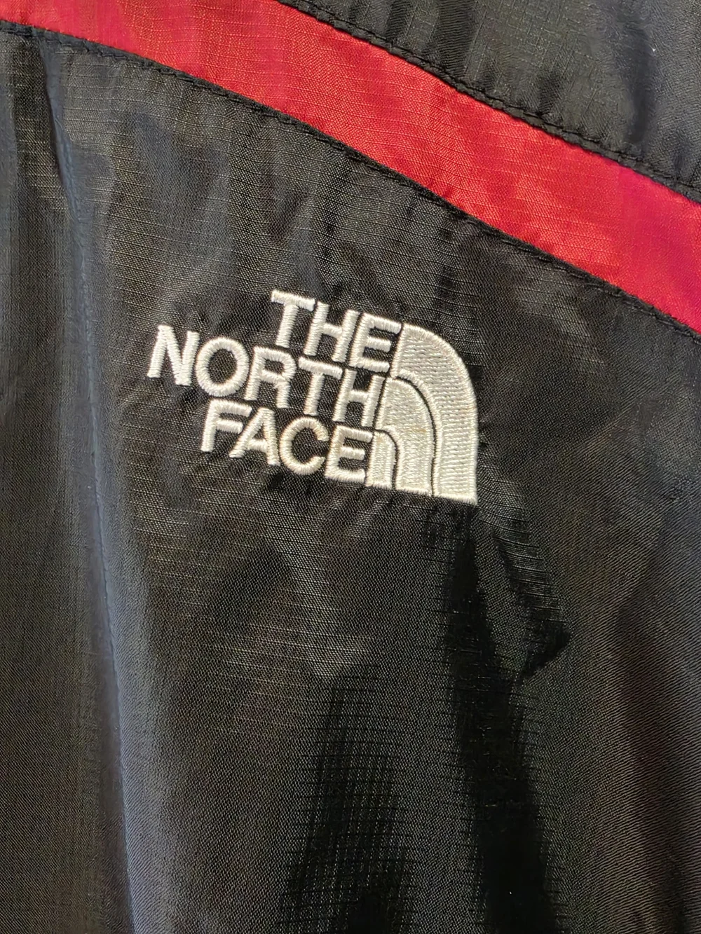 The North Face Men’s Black & Red Windbreaker Jacket Sz XXL